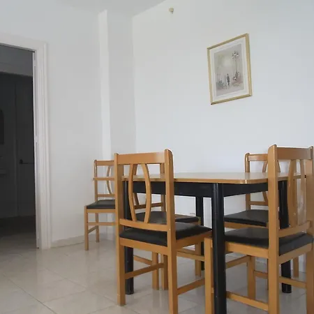 Apartamento Residencial Los Ibicencos V.v. *